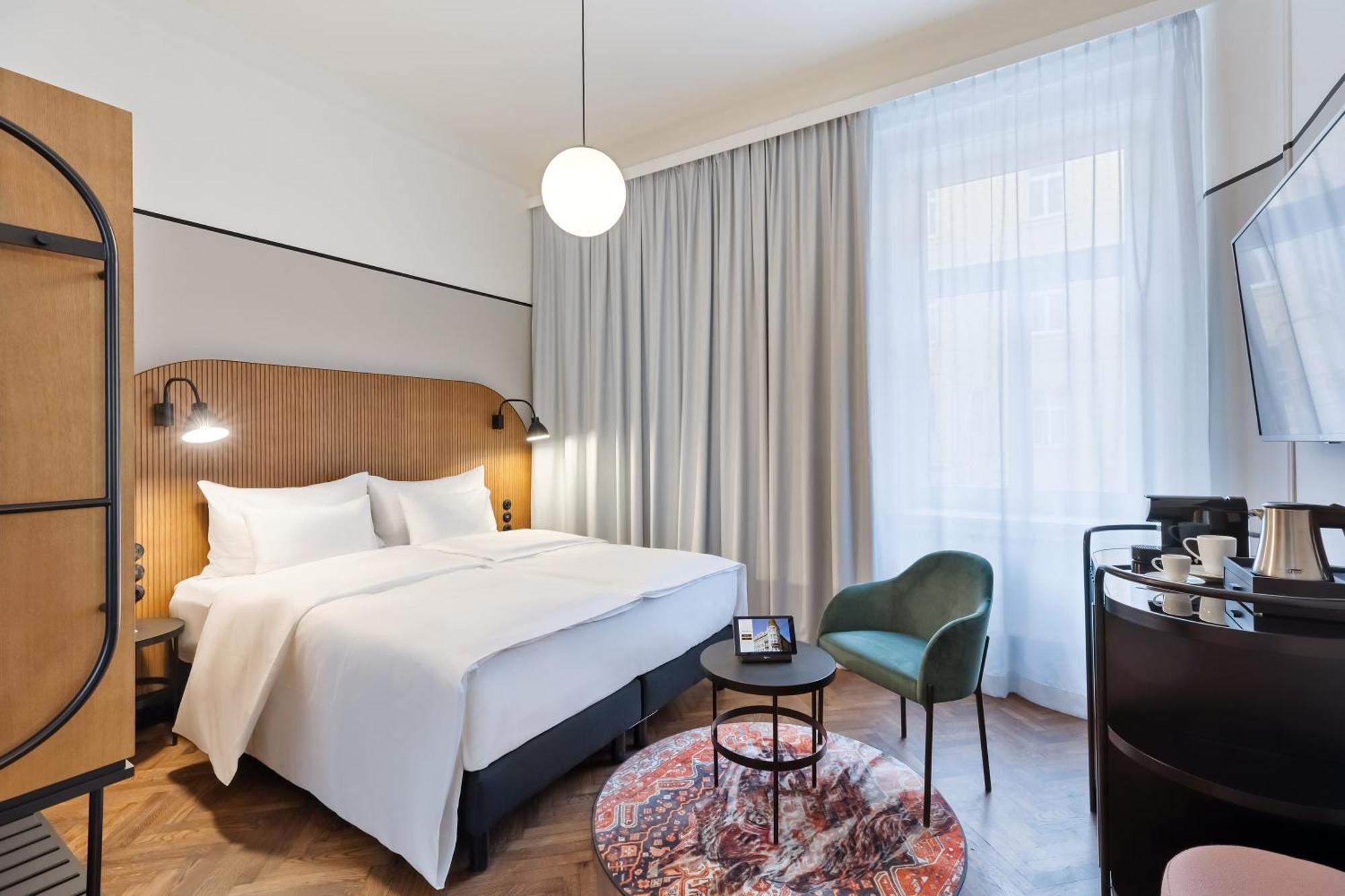 Astoria Vienna, Curio Collection By Hilton Hotel 4*