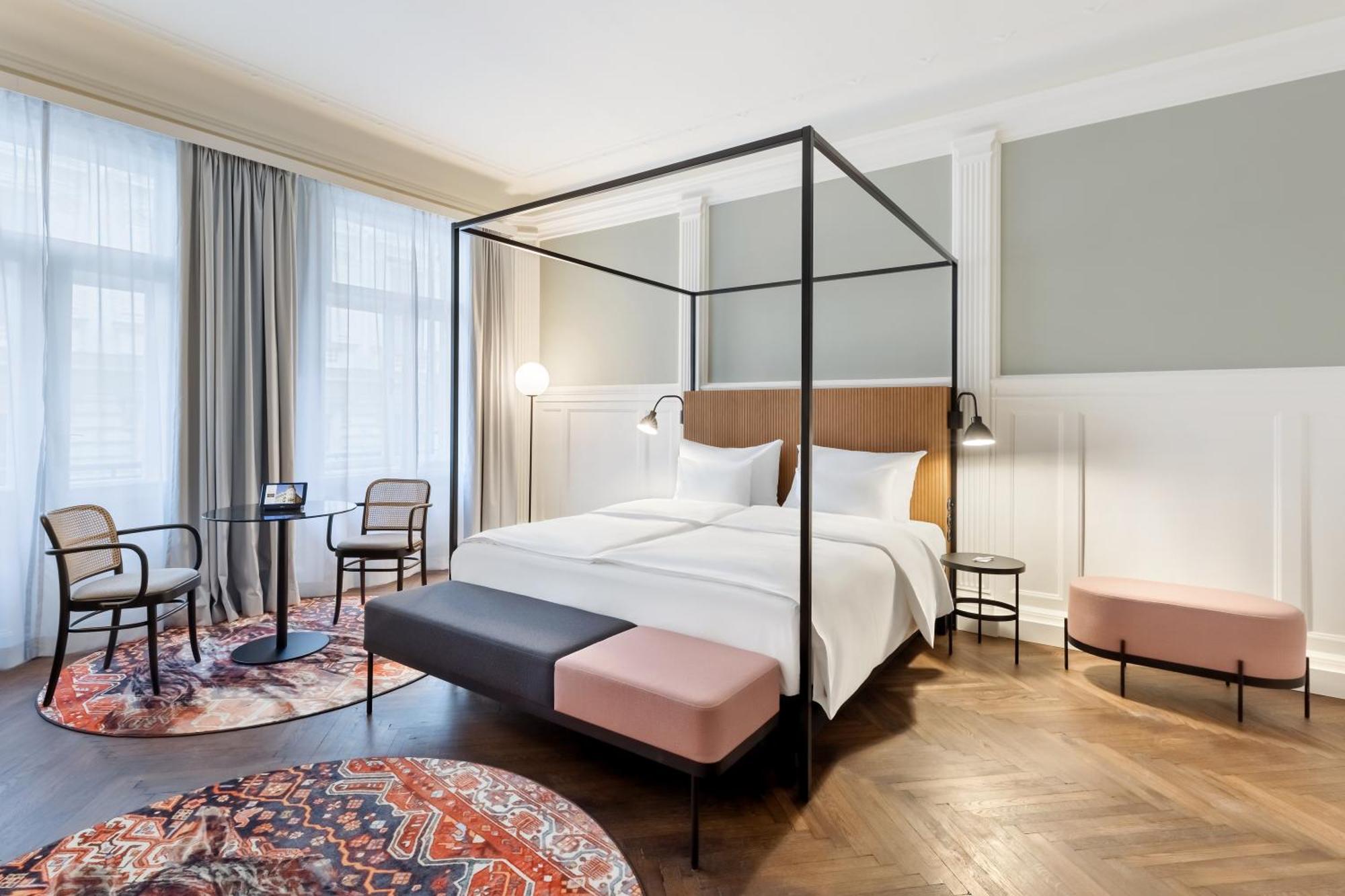 Hotel Astoria Vienna, Curio Collection By Hilton 4*