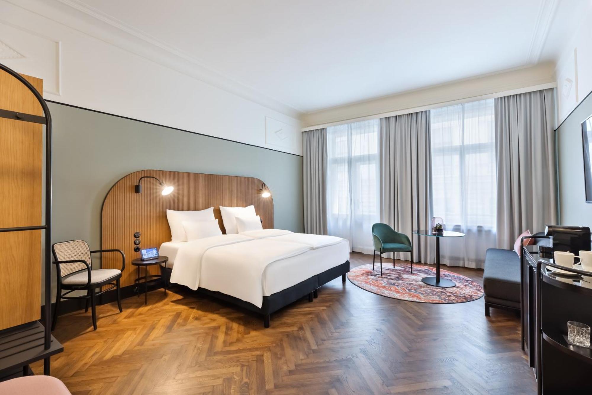 Astoria Vienna, Curio Collection By Hilton