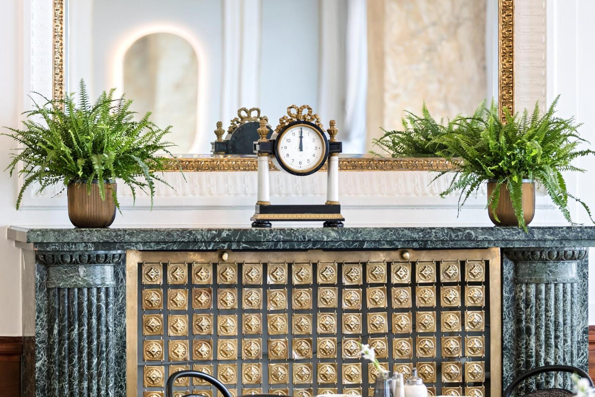 Hotel Astoria Vienna, Curio Collection By Hilton