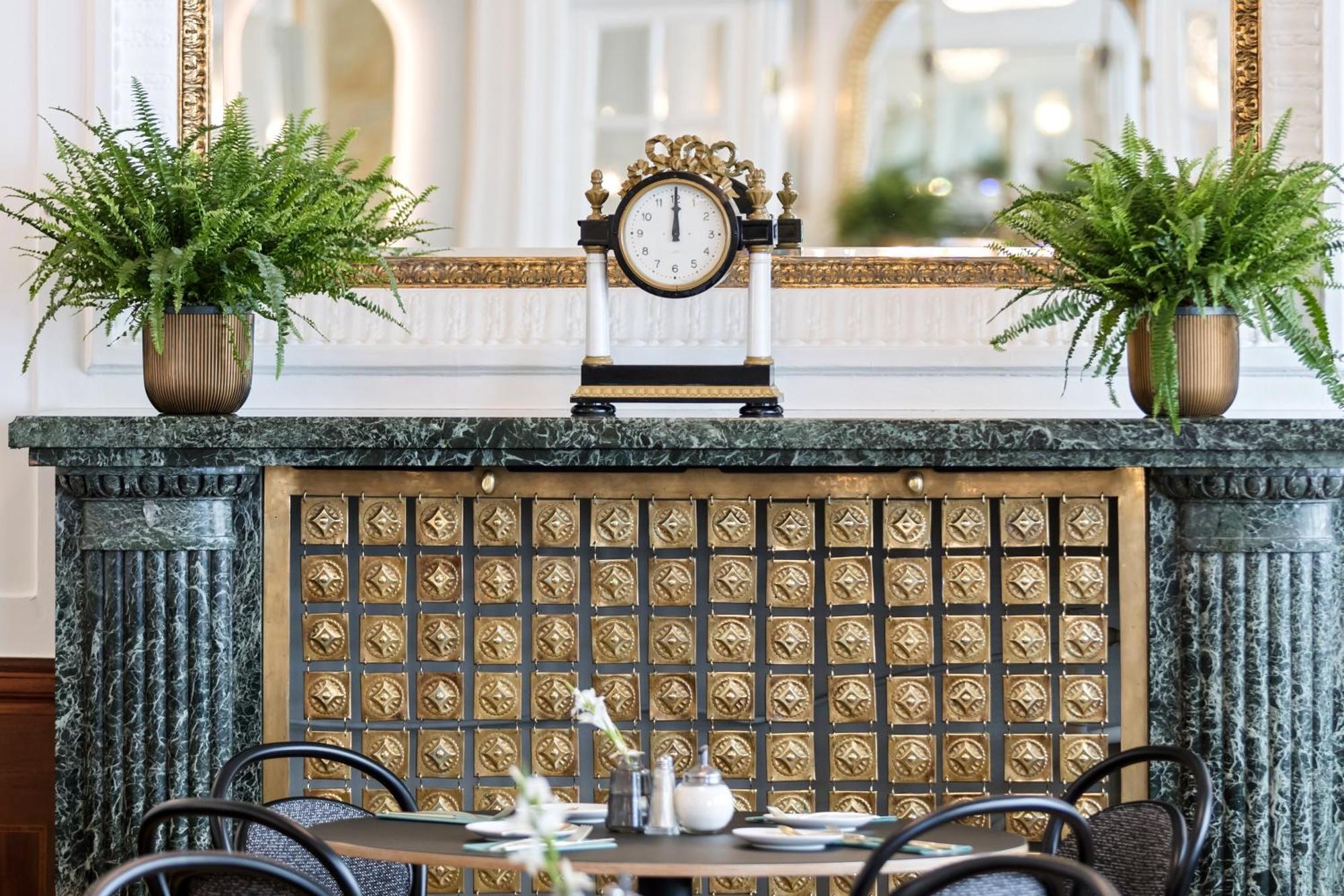 Hotel Astoria Vienna, Curio Collection By Hilton 4*